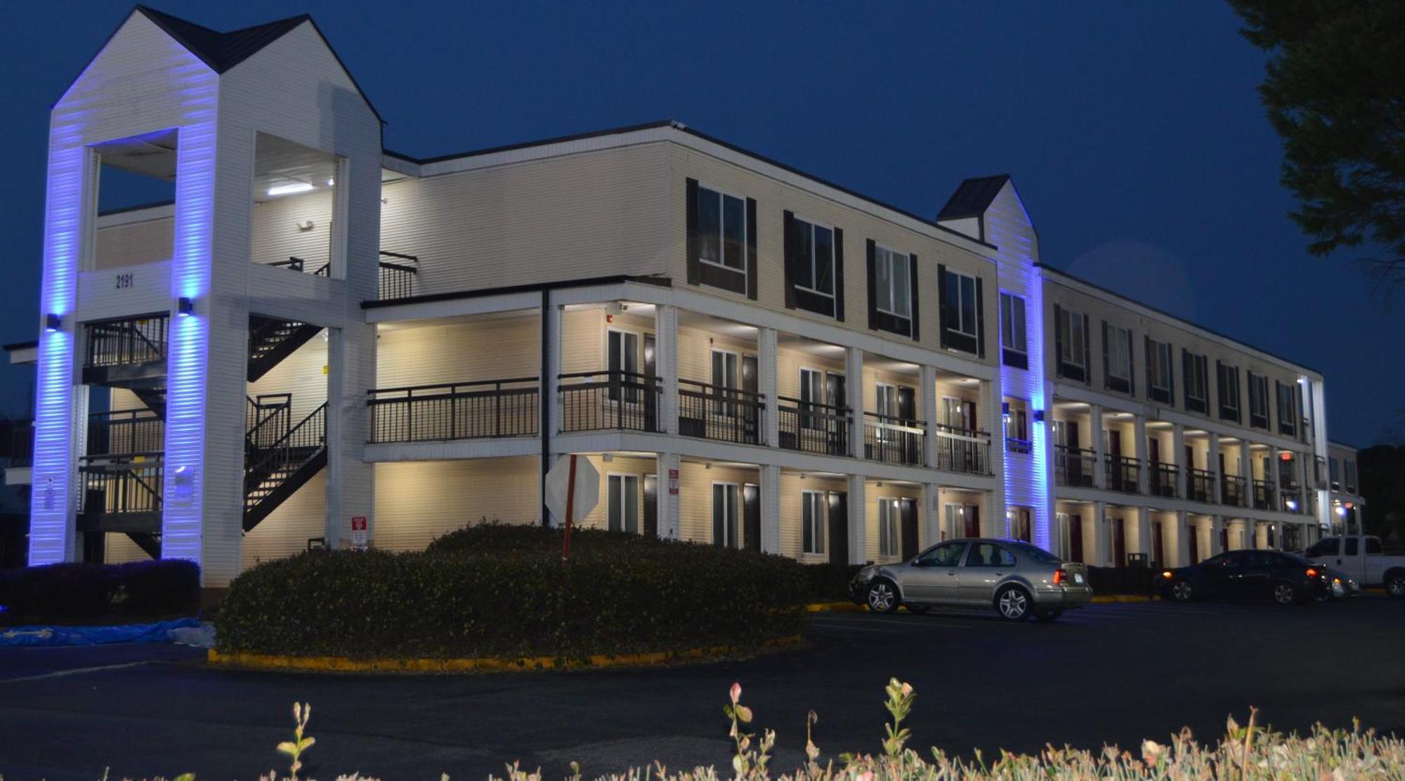 Days Inn By Wyndham Marietta-Atlanta-Delk Road Zewnętrze zdjęcie